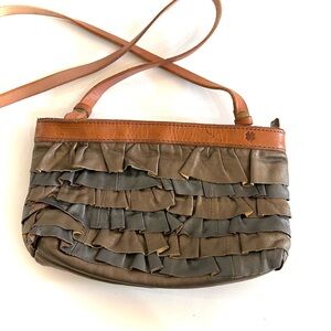 Lucky Brand Rustic Ruffled Leather Metallic Crossbody Bag Gently Used